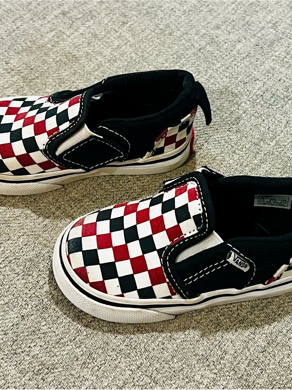 Vans Kids Checkerboard Slip-On Velcro Sneakers - Black/Red/White - Picture 4 of 4